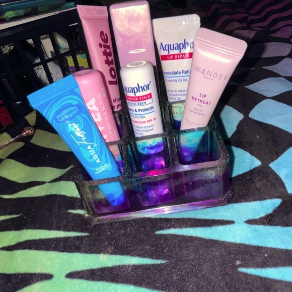 Other - ✨🆕BN Handmade Resin Glittery Green,Blue,& Purple Makeup/Lipstick/Gloss Holder!✨